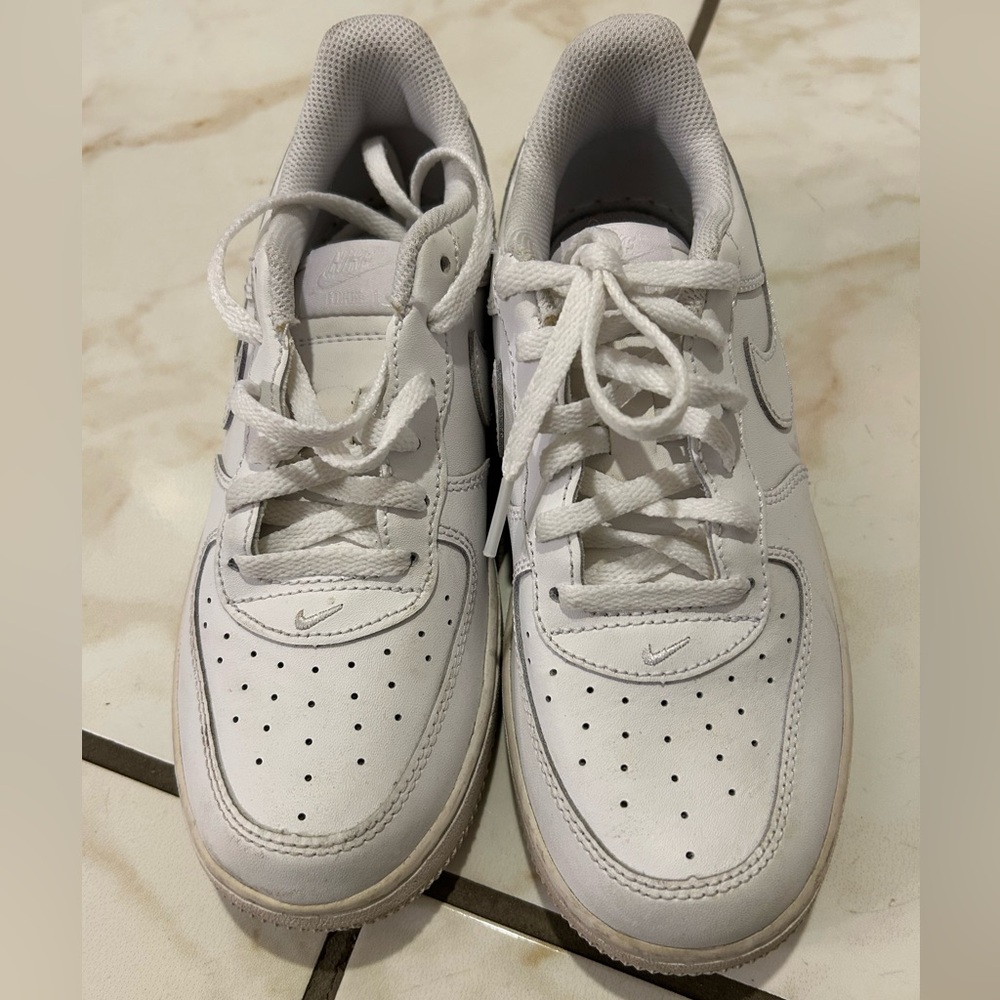 Nike Air force 1 Classic White Lace-Up Sneakers